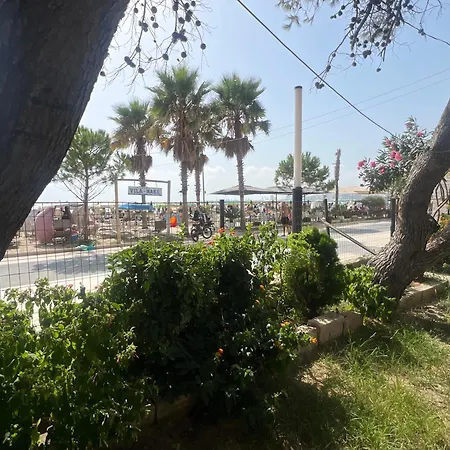 Marinari Guest house Durres