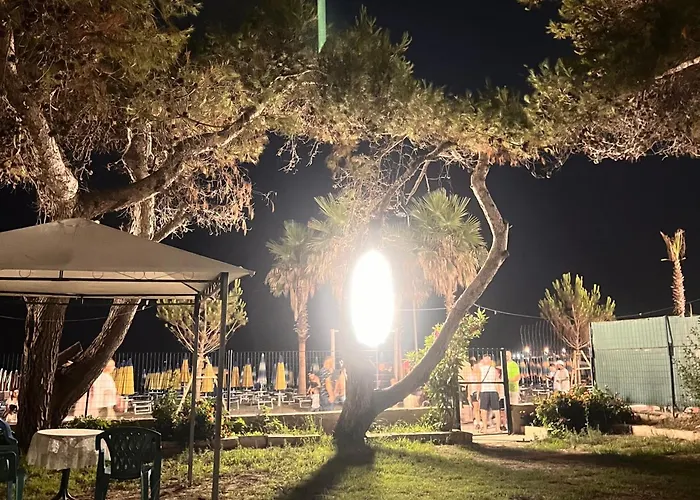 Marinari 게스트하우스 *